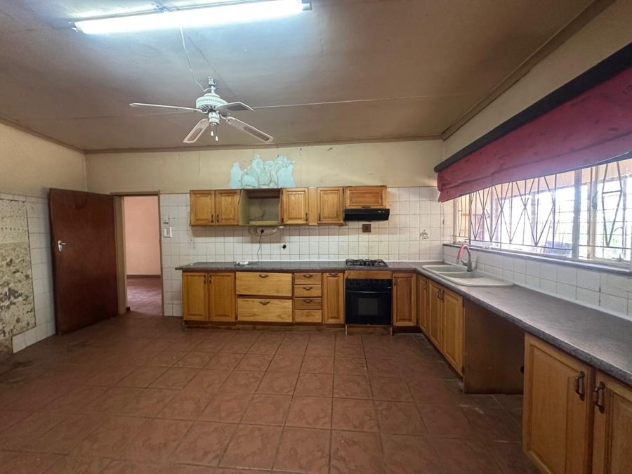 3 Bedroom Property for Sale in De Kroon A H North West